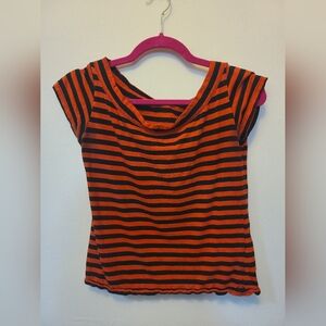Divided Red and Black Striped Cropped Tee